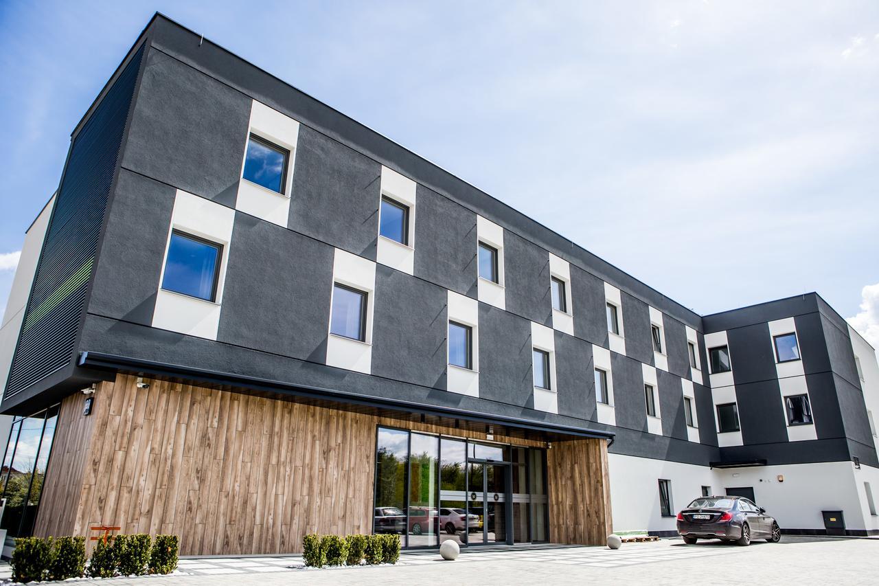 Hotel Mazurek Koło المظهر الخارجي الصورة